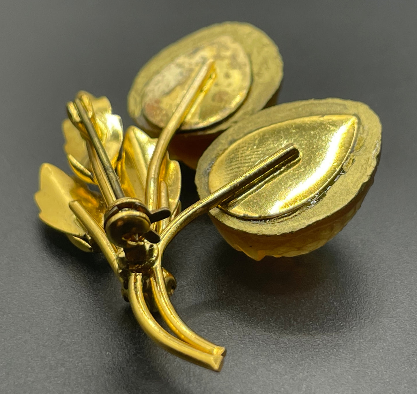 Vintage Austrian crystal bi-colour moulded glass fruit brooch in gold tone with citrine yellow and topaz orange colours