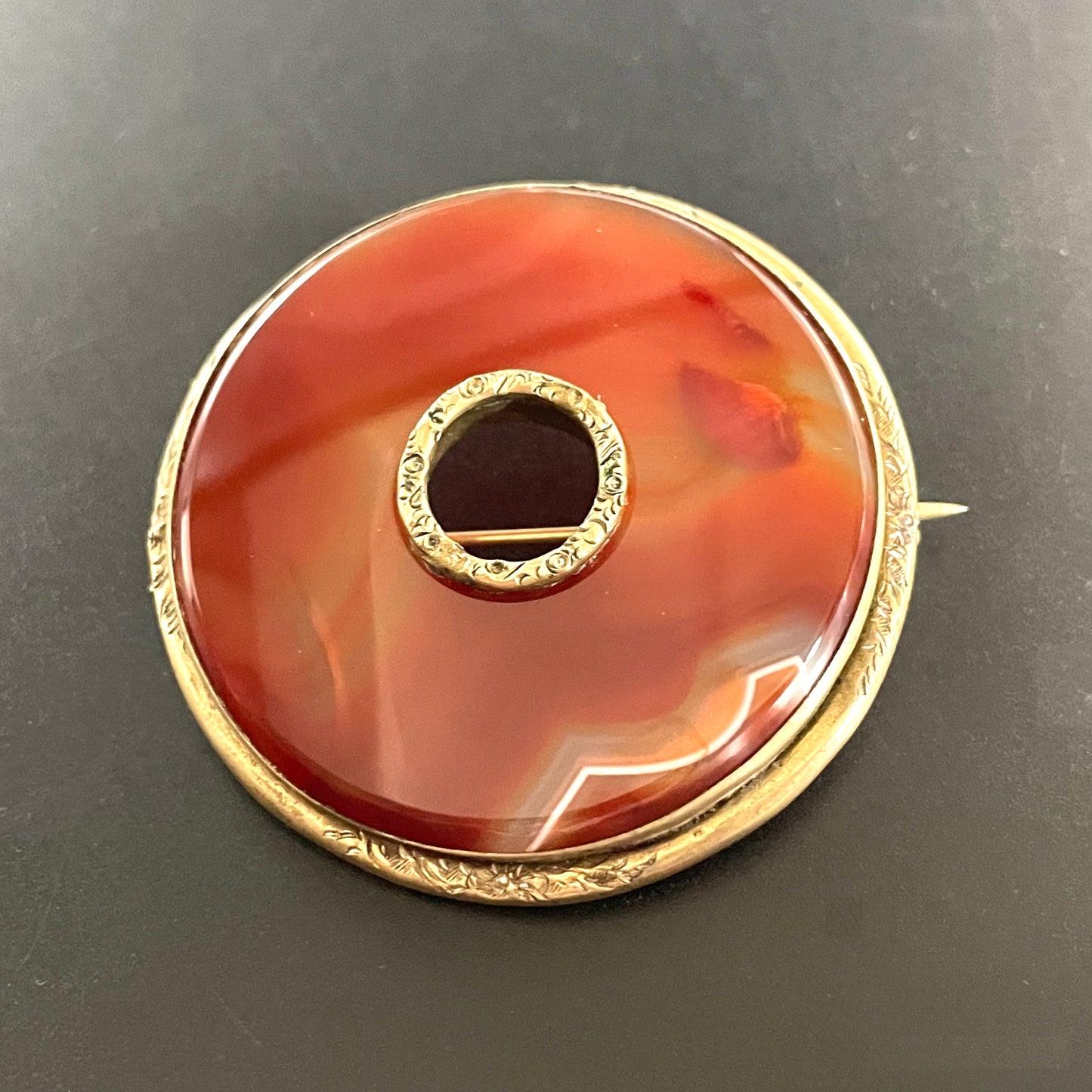 Large antique Victorian Scottish carnelian agate and gold tone circular ring brooch pin, beautiful orange stone