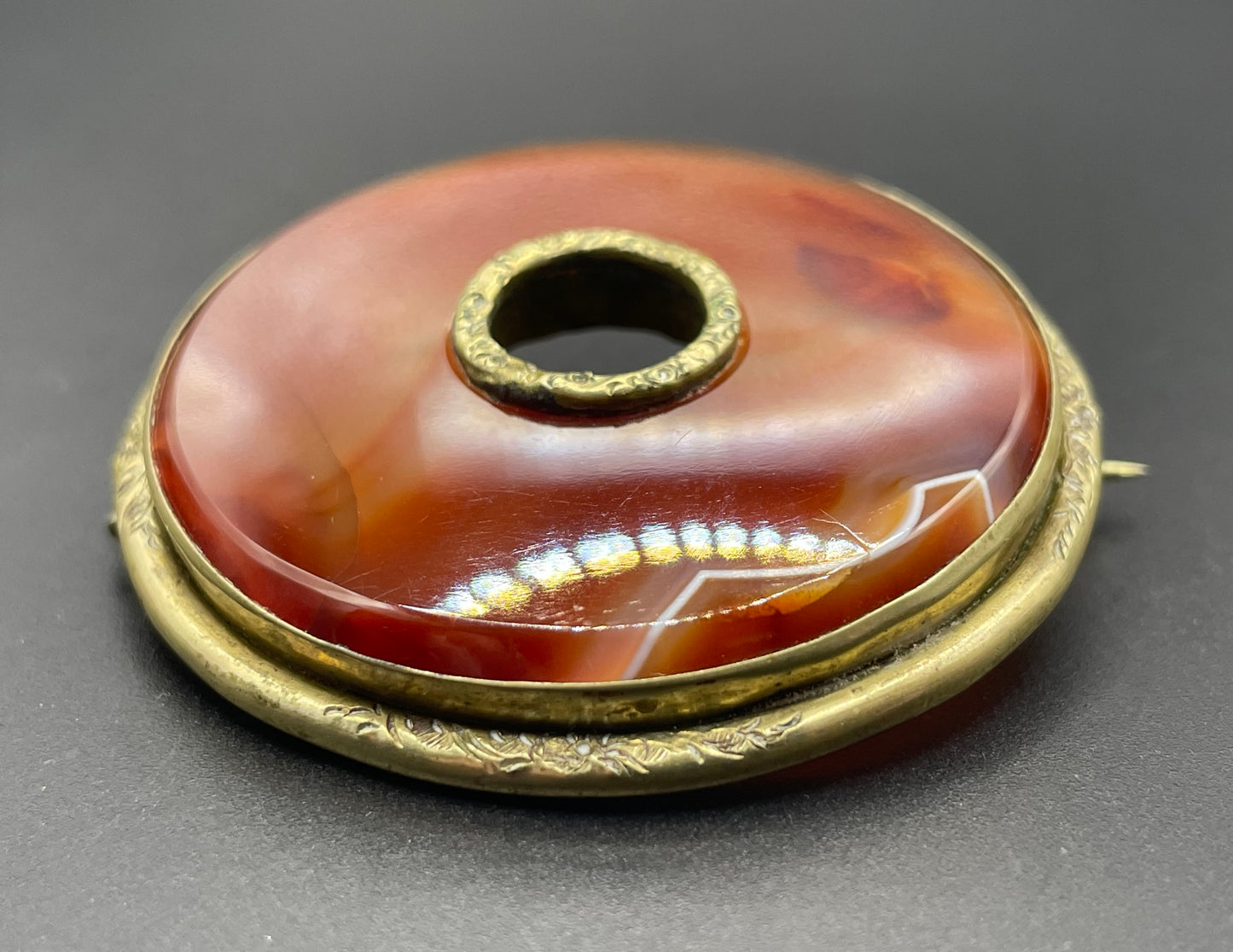 Large antique Victorian Scottish carnelian agate and gold tone circular ring brooch pin, beautiful orange stone