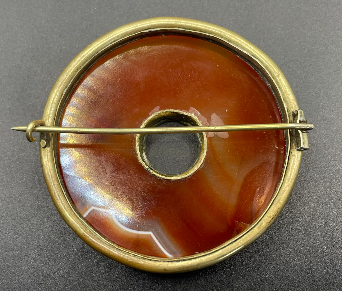 Large antique Victorian Scottish carnelian agate and gold tone circular ring brooch pin, beautiful orange stone