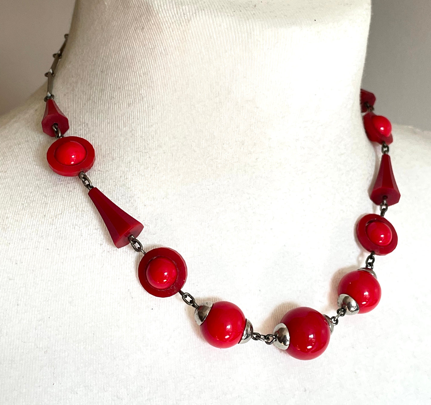 Vintage Art Deco red glass bead and machine age chrome silver tone necklace
