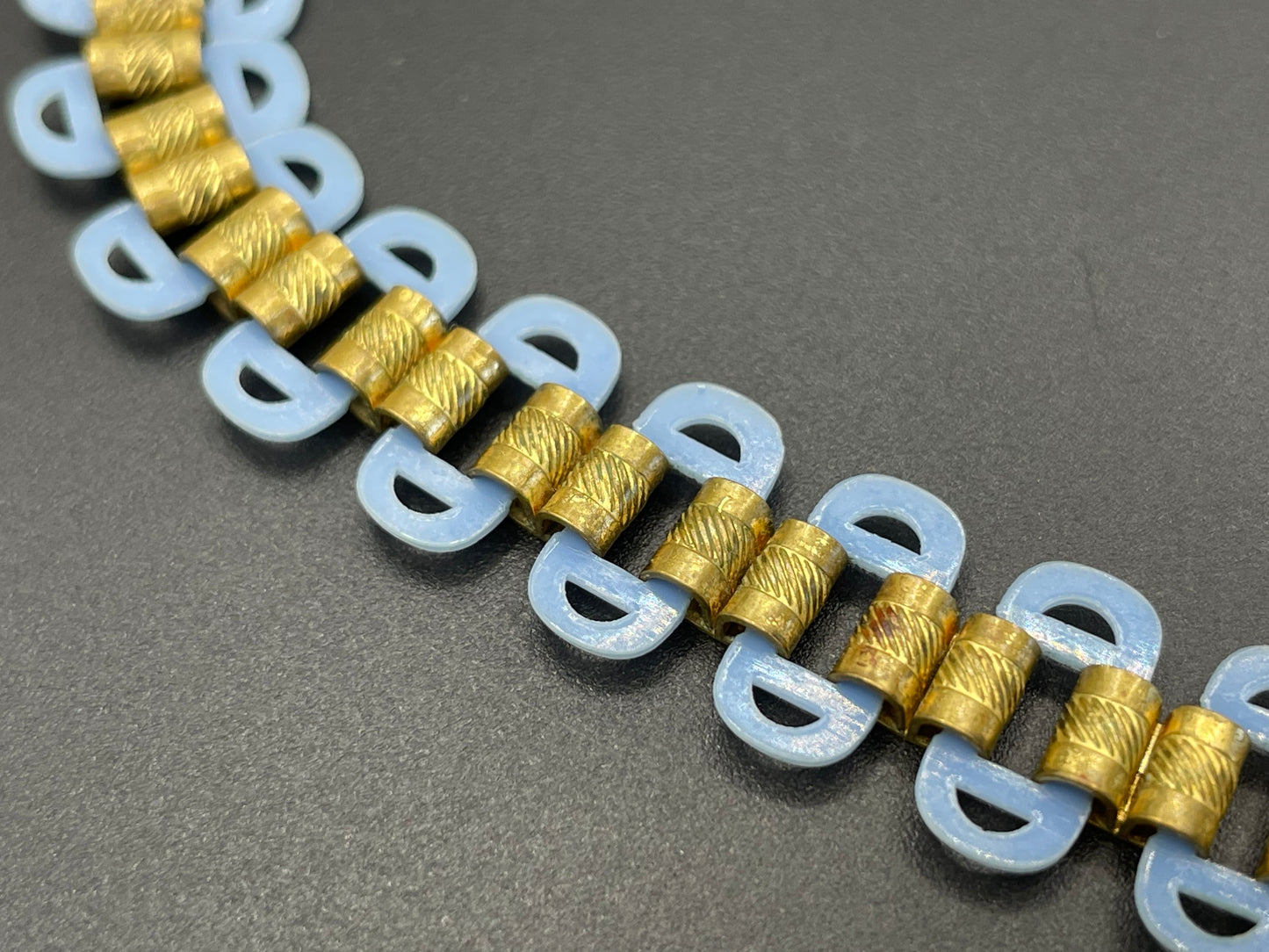 Beautiful vintage bookchain style blue poured glass bead and early plastic with gold tone fringe necklace, Art Deco, Miriam Haskell style