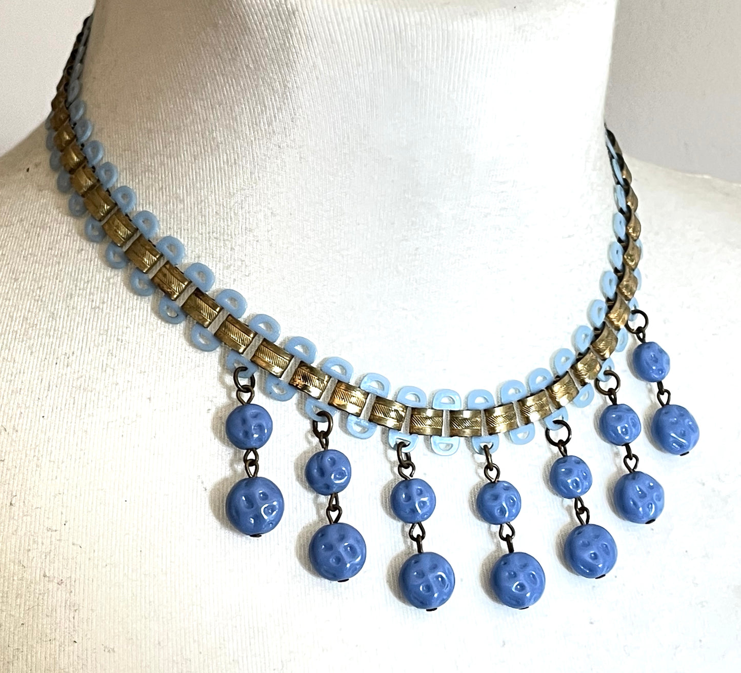 Beautiful vintage bookchain style blue poured glass bead and early plastic with gold tone fringe necklace, Art Deco, Miriam Haskell style