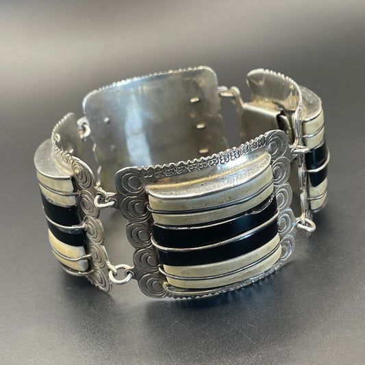 Vintage engraved Mexican sterling silver, heavy Art Deco style panel bracelet with monochrome gemstone cabochons, stamped silver Mexico 110g