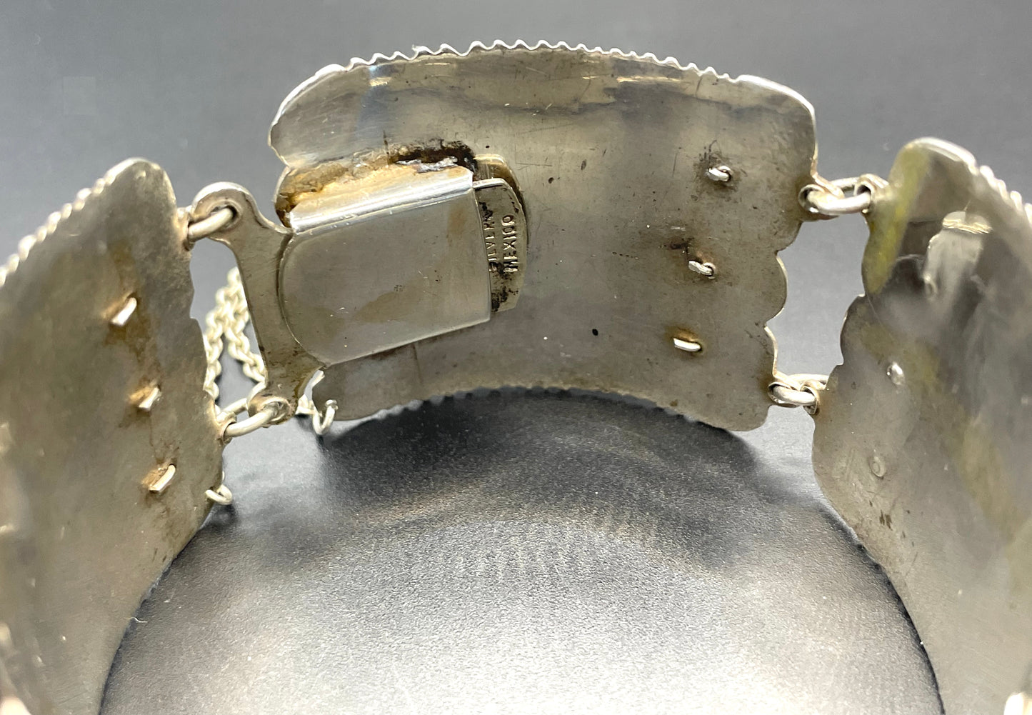 Vintage engraved Mexican sterling silver, heavy Art Deco style panel bracelet with monochrome gemstone cabochons, stamped silver Mexico 110g