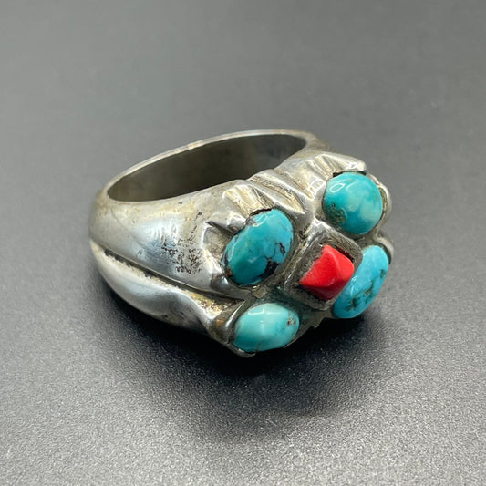 Vintage native American Navajo sterling silver chunky ring with large turquoise and coral cabochons, stamped 925 for silver, size R 14 grams