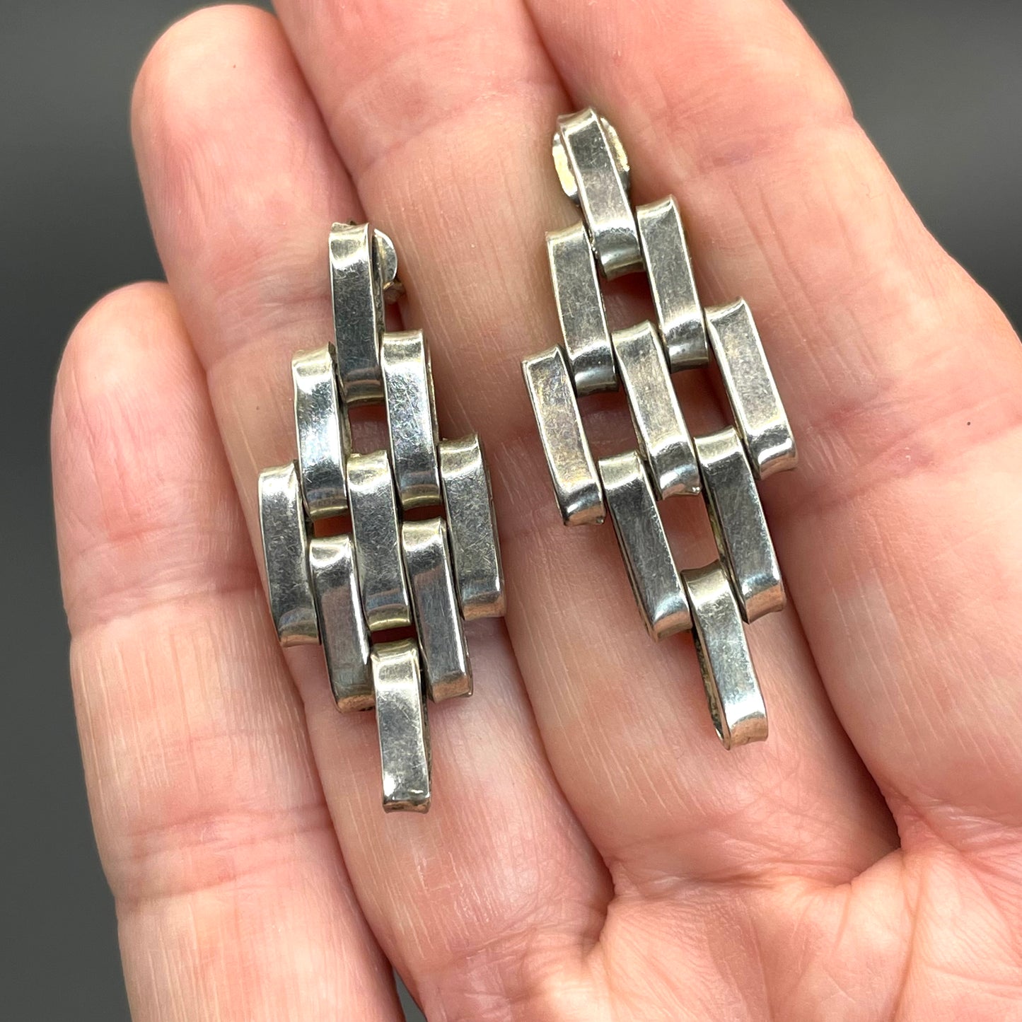 Vintage sterling silver Jakob Bengel style Art Deco machine age brickwork mauerwerk earrings for pierced ears, 10g