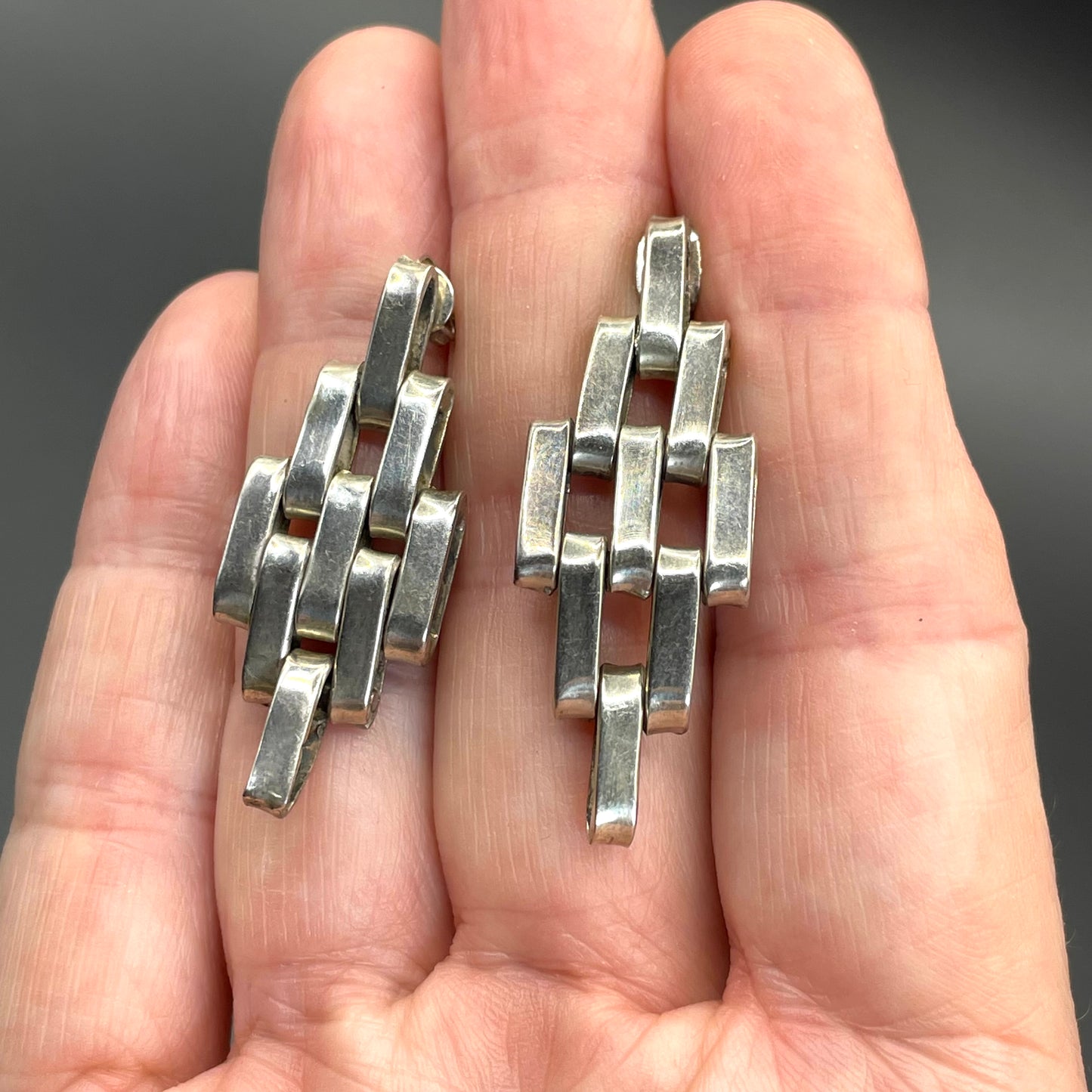 Vintage sterling silver Jakob Bengel style Art Deco machine age brickwork mauerwerk earrings for pierced ears, 10g