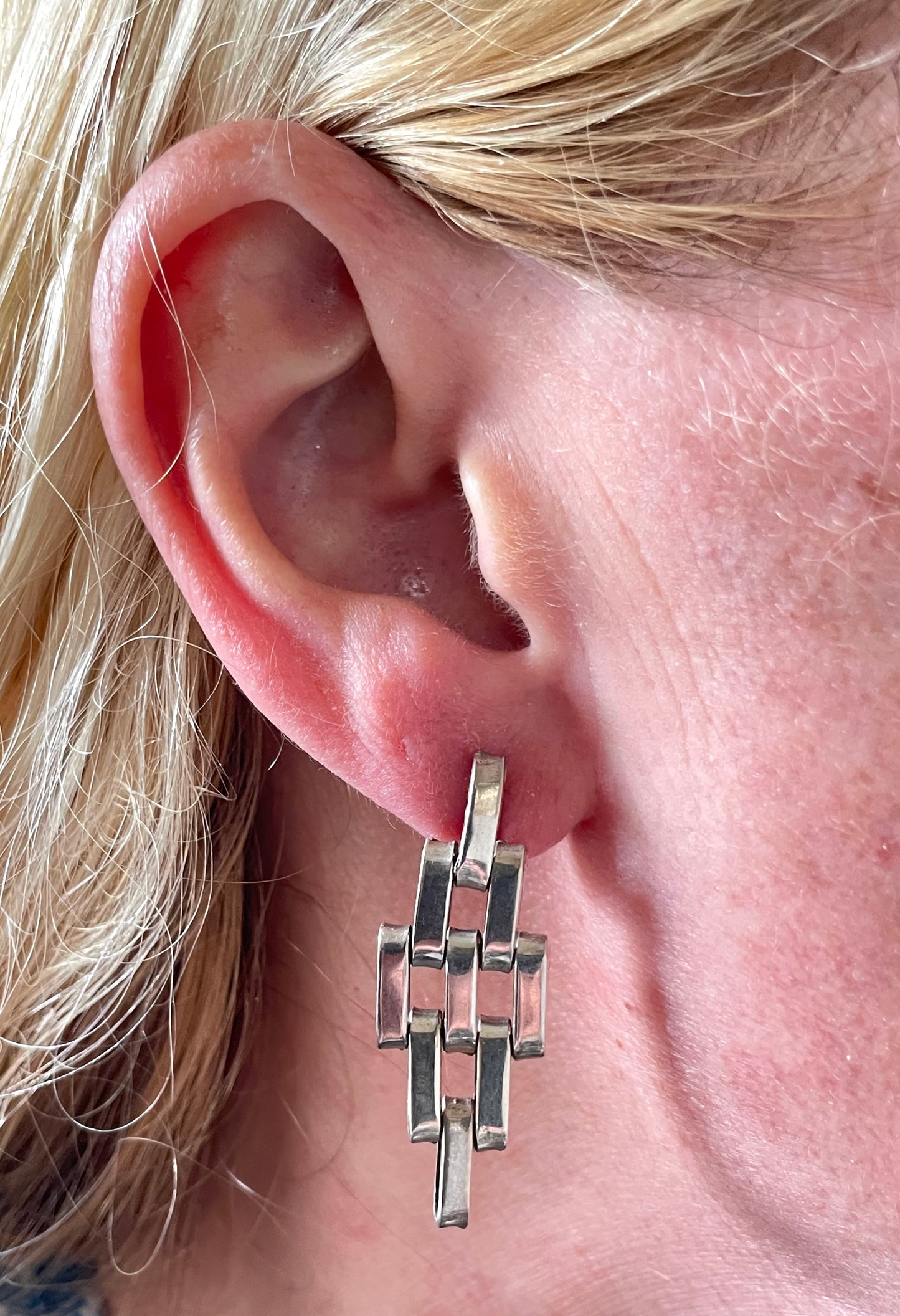 Vintage sterling silver Jakob Bengel style Art Deco machine age brickwork mauerwerk earrings for pierced ears, 10g