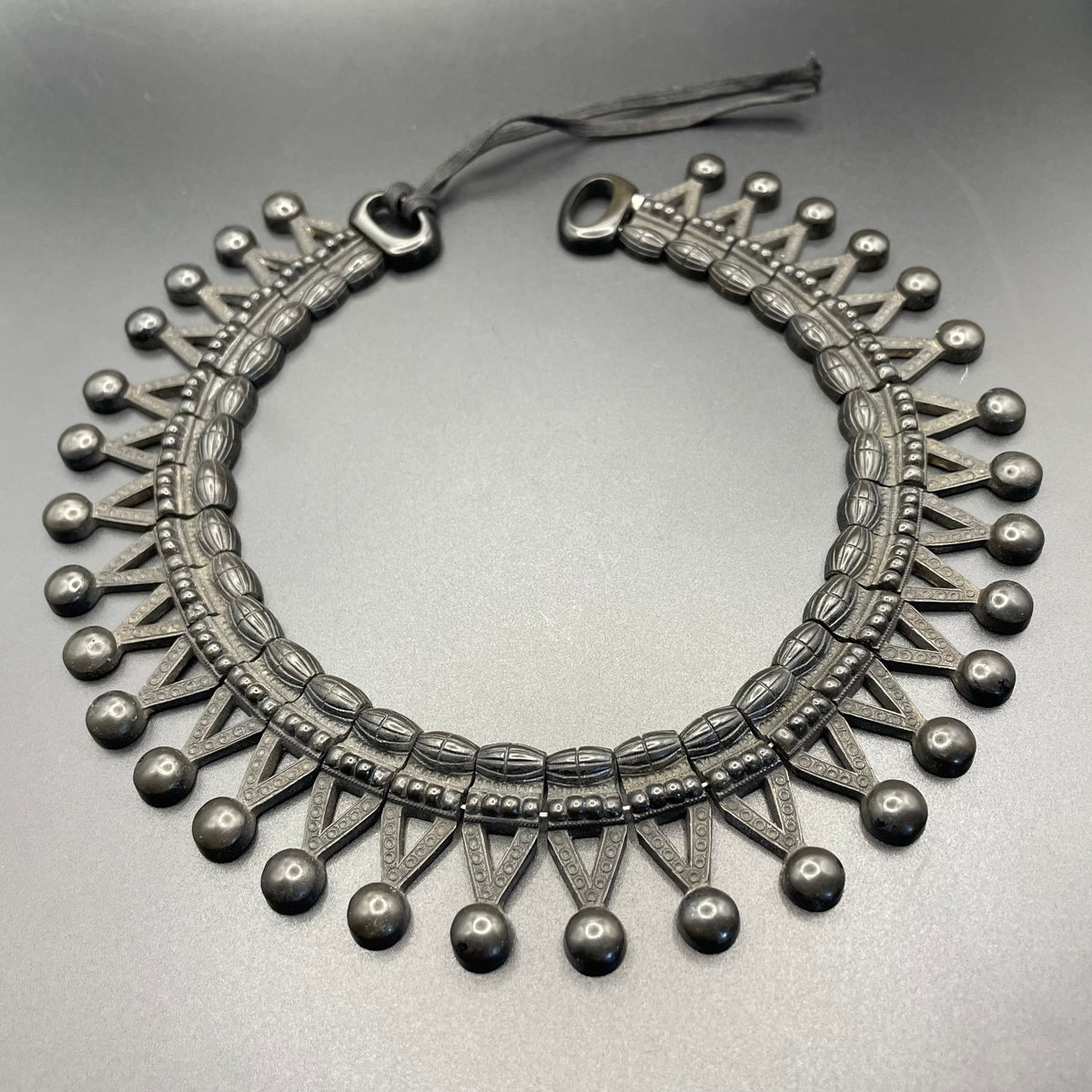 Antique Victorian moulded Vulcanite ornate panel collar necklace, unusual piece in lovely condition