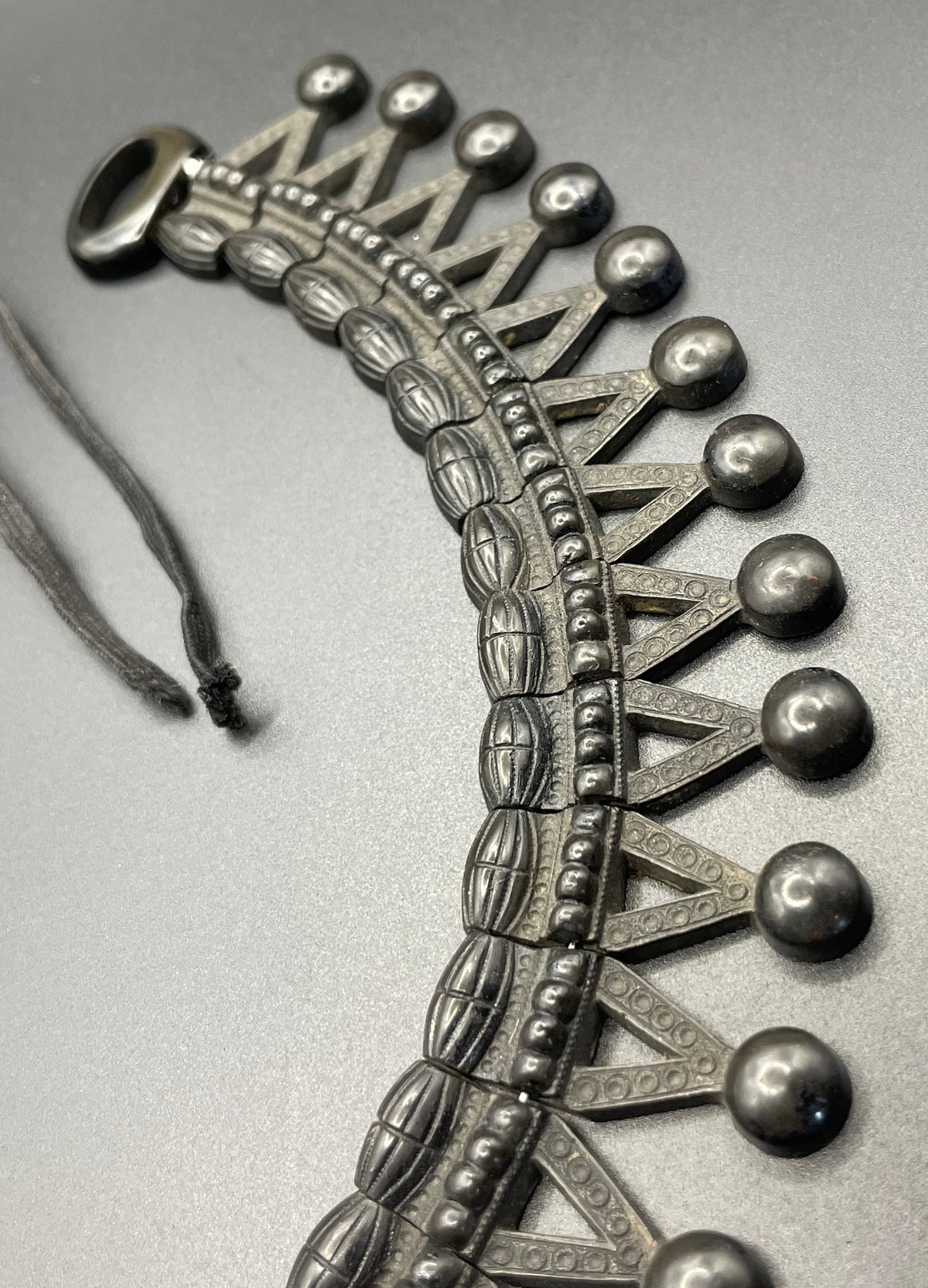 Antique Victorian moulded Vulcanite ornate panel collar necklace, unusual piece in lovely condition