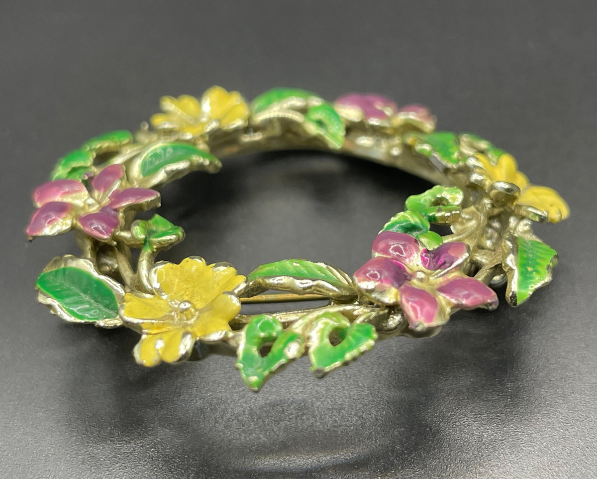Vintage Exquisite primrose and violet wreath brooch - very rare design, gold tone and cold-painted enamel in purple, yellow and green