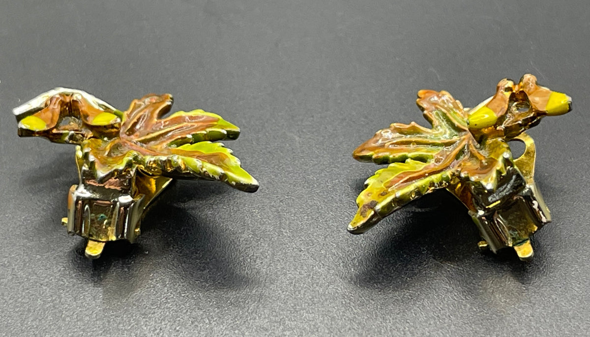 Vintage Exquisite sycamore leaf collectable clip on earrings and large brooch set, tree birthday series, pale gold tone, hand-painted enamel