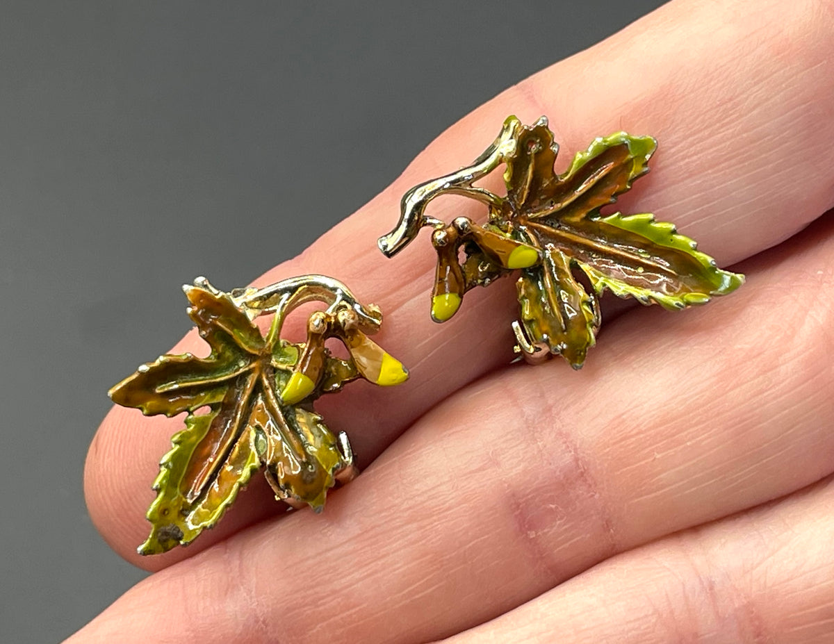 Vintage Exquisite sycamore leaf collectable clip on earrings and large brooch set, tree birthday series, pale gold tone, hand-painted enamel