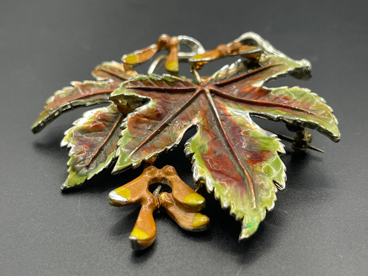 Vintage Exquisite sycamore leaf collectable clip on earrings and large brooch set, tree birthday series, pale gold tone, hand-painted enamel