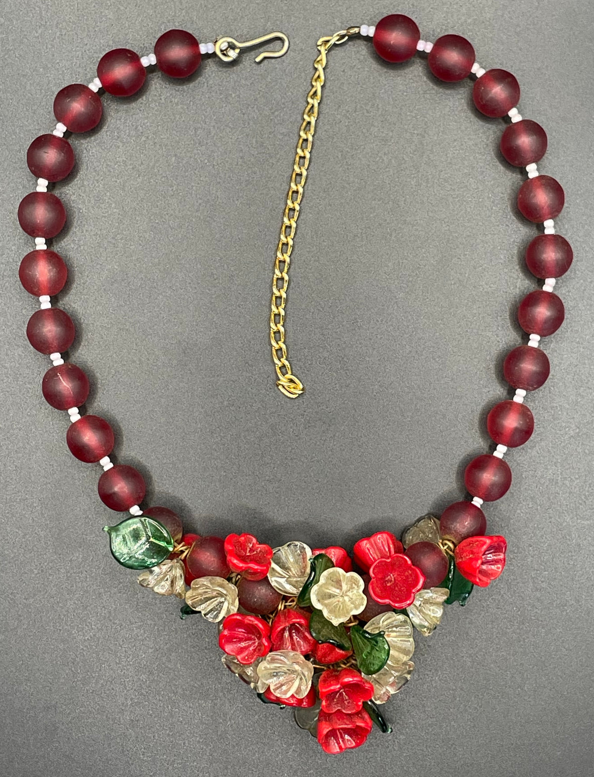 Vintage Art Deco glass flower and leaf necklace, beautiful red, white and green colours