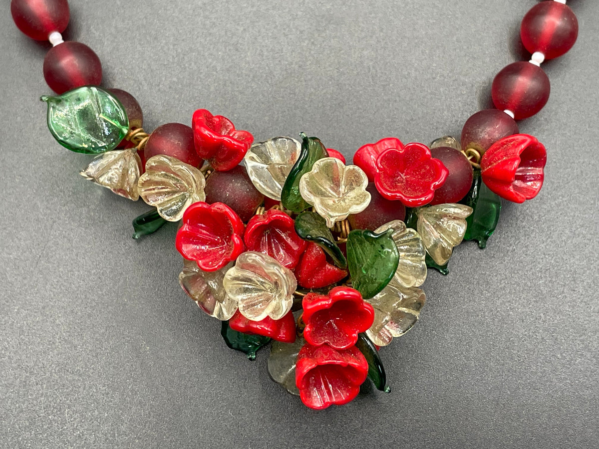 Vintage Art Deco glass flower and leaf necklace, beautiful red, white and green colours