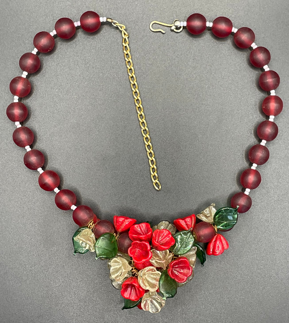 Vintage Art Deco glass flower and leaf necklace, beautiful red, white and green colours