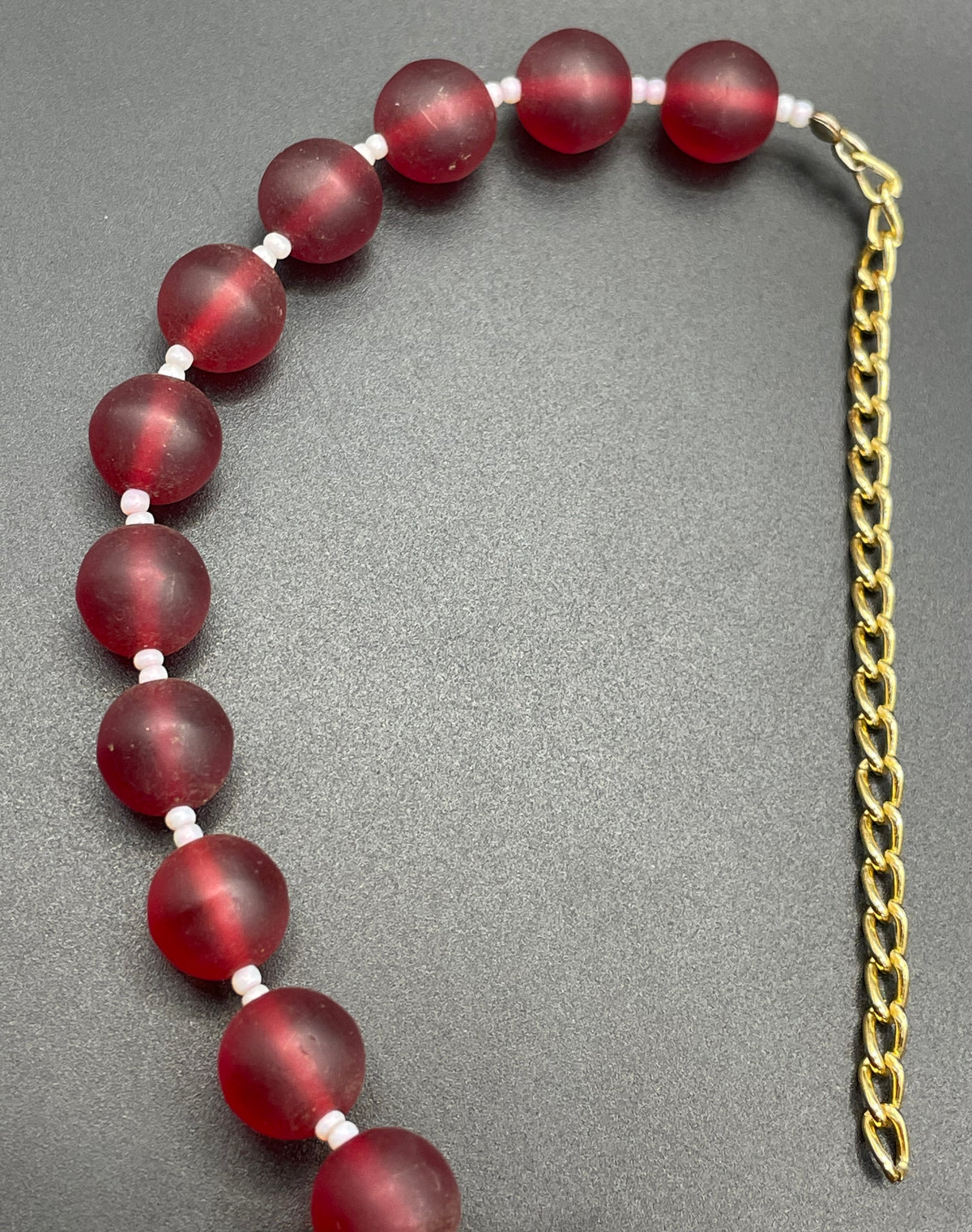 Vintage Art Deco glass flower and leaf necklace, beautiful red, white and green colours