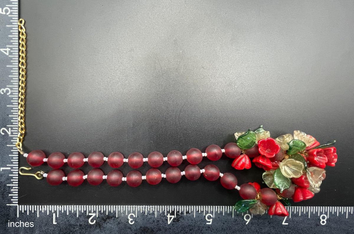 Vintage Art Deco glass flower and leaf necklace, beautiful red, white and green colours