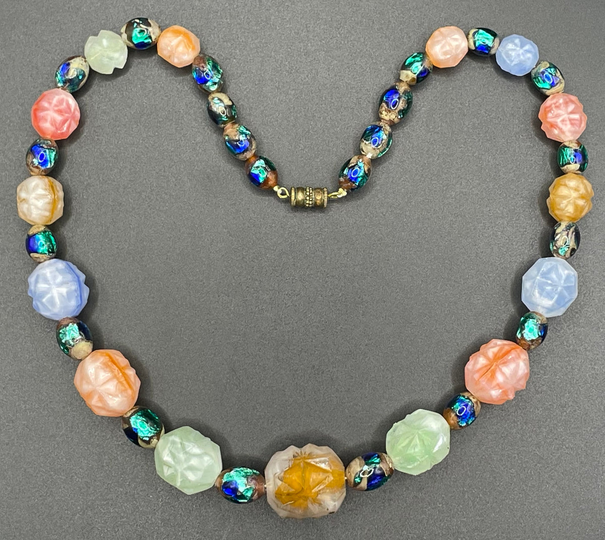 Unusual vintage moulded satin glass bead & foiled glass bead necklace with beautiful multi-coloured glass