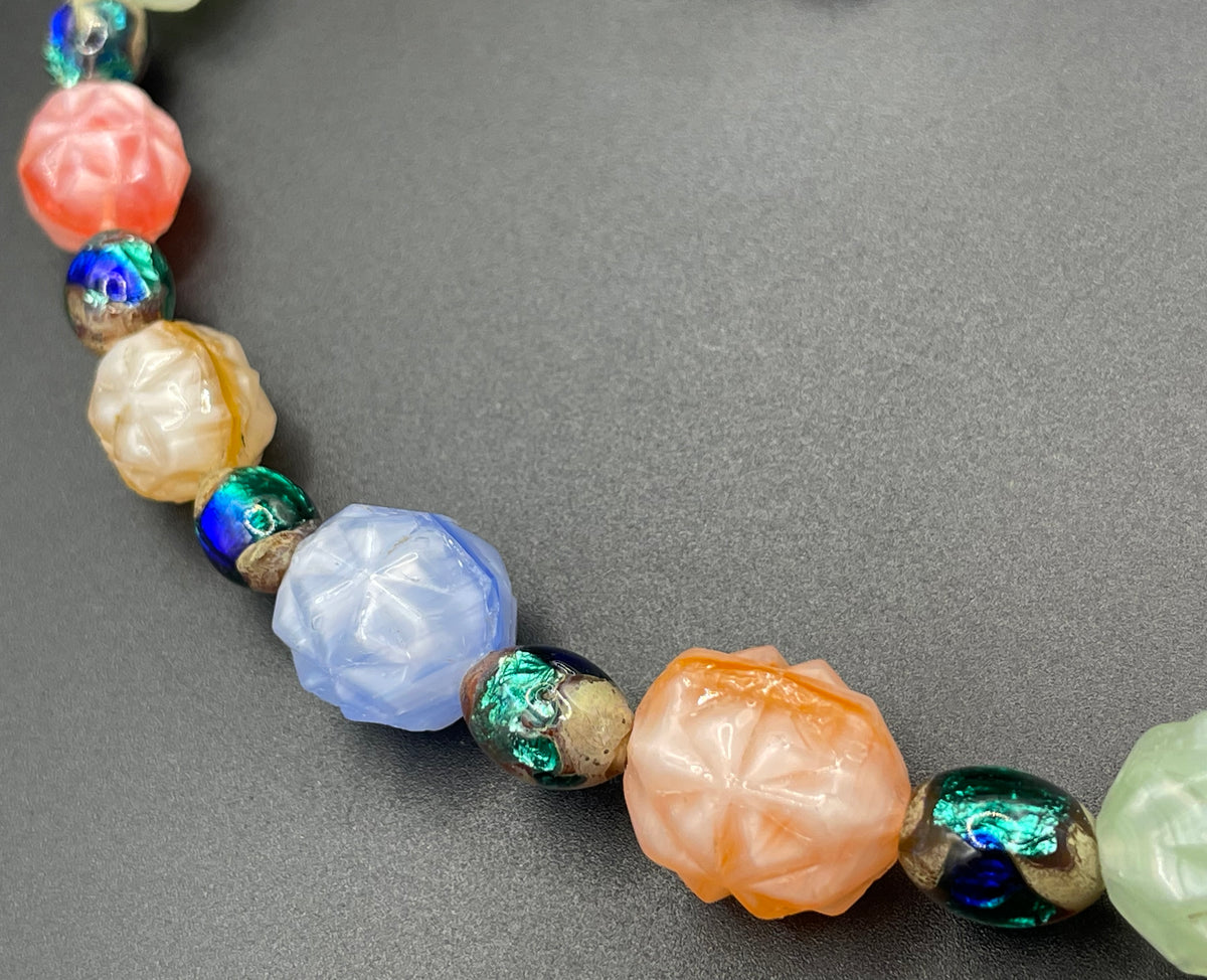 Unusual vintage moulded satin glass bead & foiled glass bead necklace with beautiful multi-coloured glass