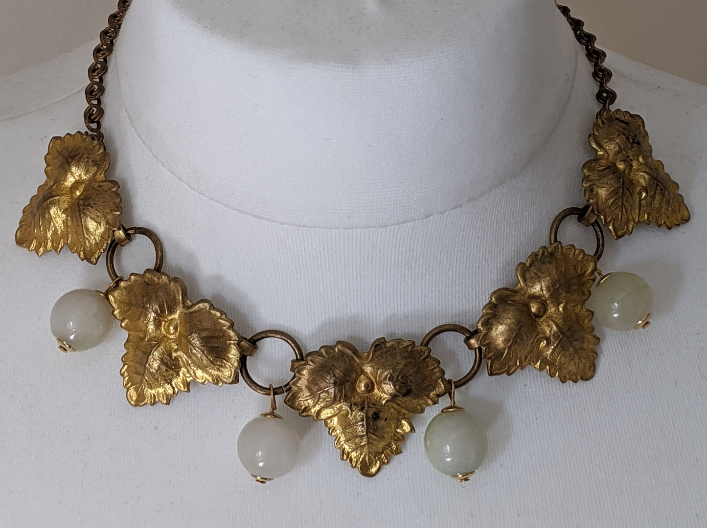 Vintage 1940s leaf and vaseline glass bead drop necklace, fabulous quality, very much like Miriam Haskell