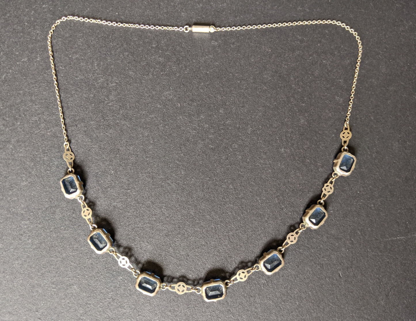 Vintage Art Deco Czech sapphire blue crystal paste and silver tone necklace, claw set open backed rhinestones, large baguette cut stones