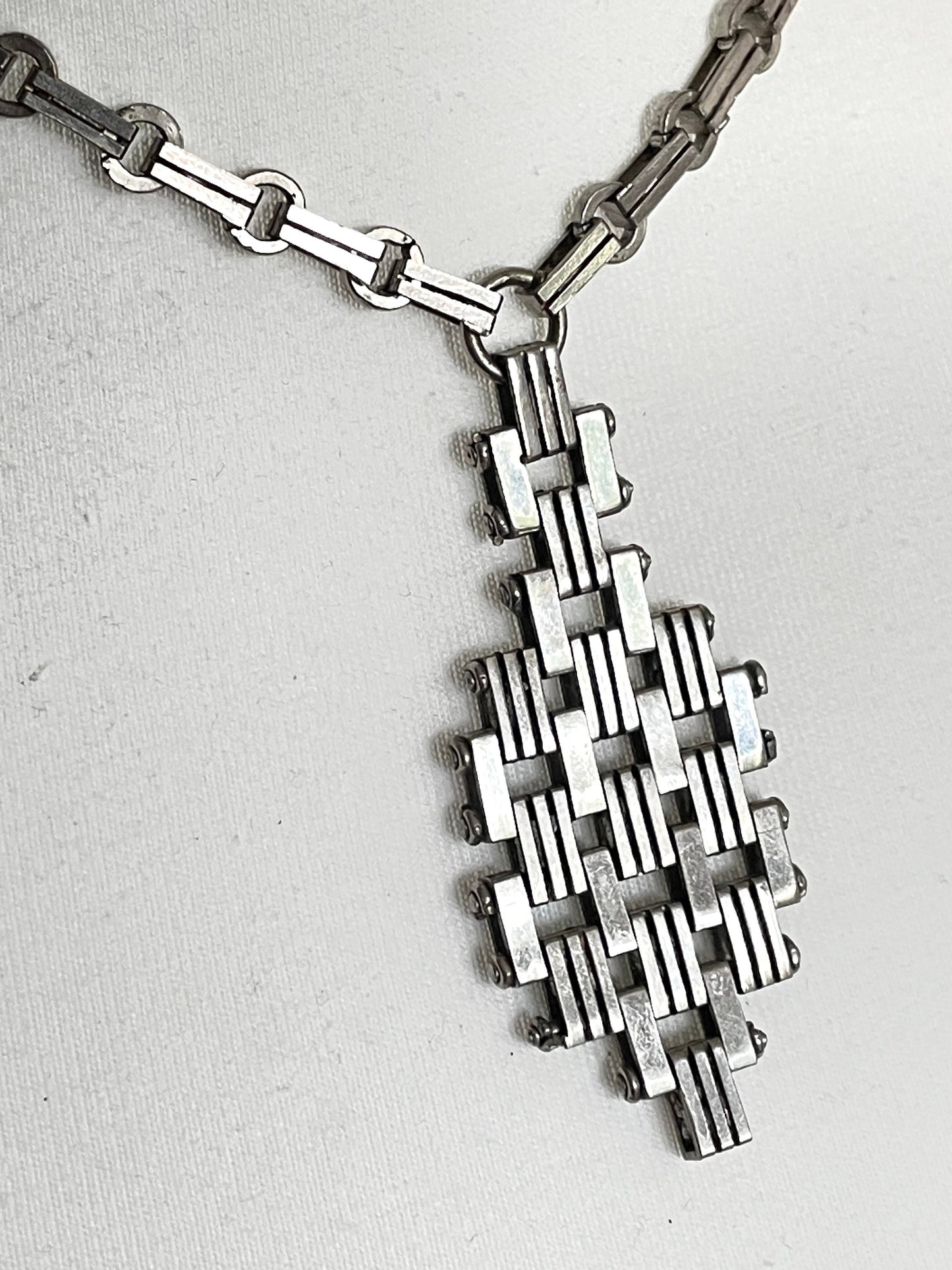 Vintage Jakob Bengel Art Deco brickwork / mauerwerk machine age chrome Y lariat necklace