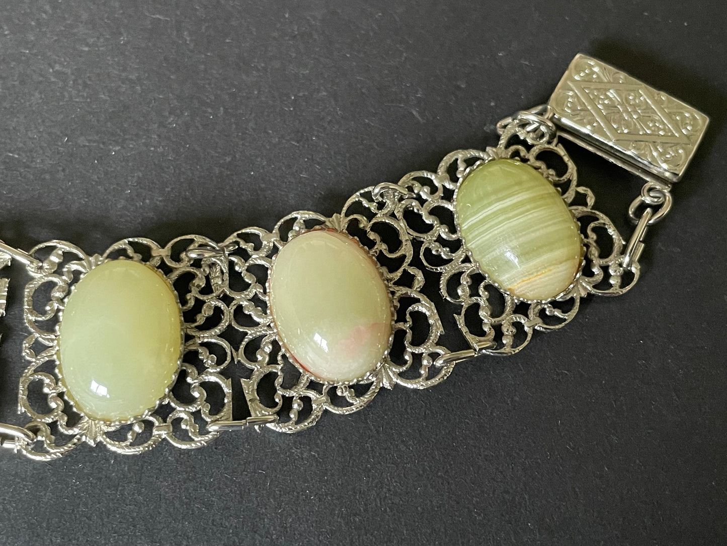 Vintage Giuliano Fratti, Milan (GM) signed pale green marble cabochon designer bracelet, heavy stones in silver tone filigree settings