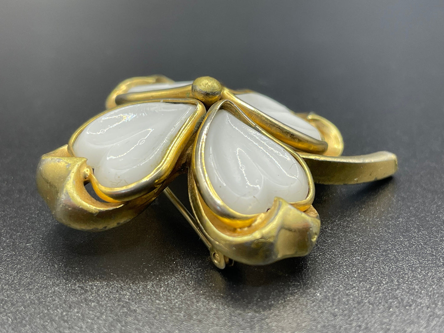 Vintage milk white poured glass and gold tone four leaf clover or shamrock petite brooch, as found, possibly unsigned Trifari