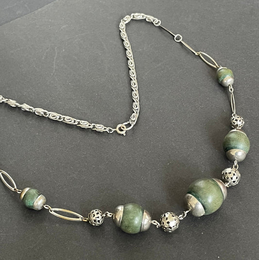 Vintage Art Deco machine age, silver tone and green wood bead necklace - Jakob Bengel