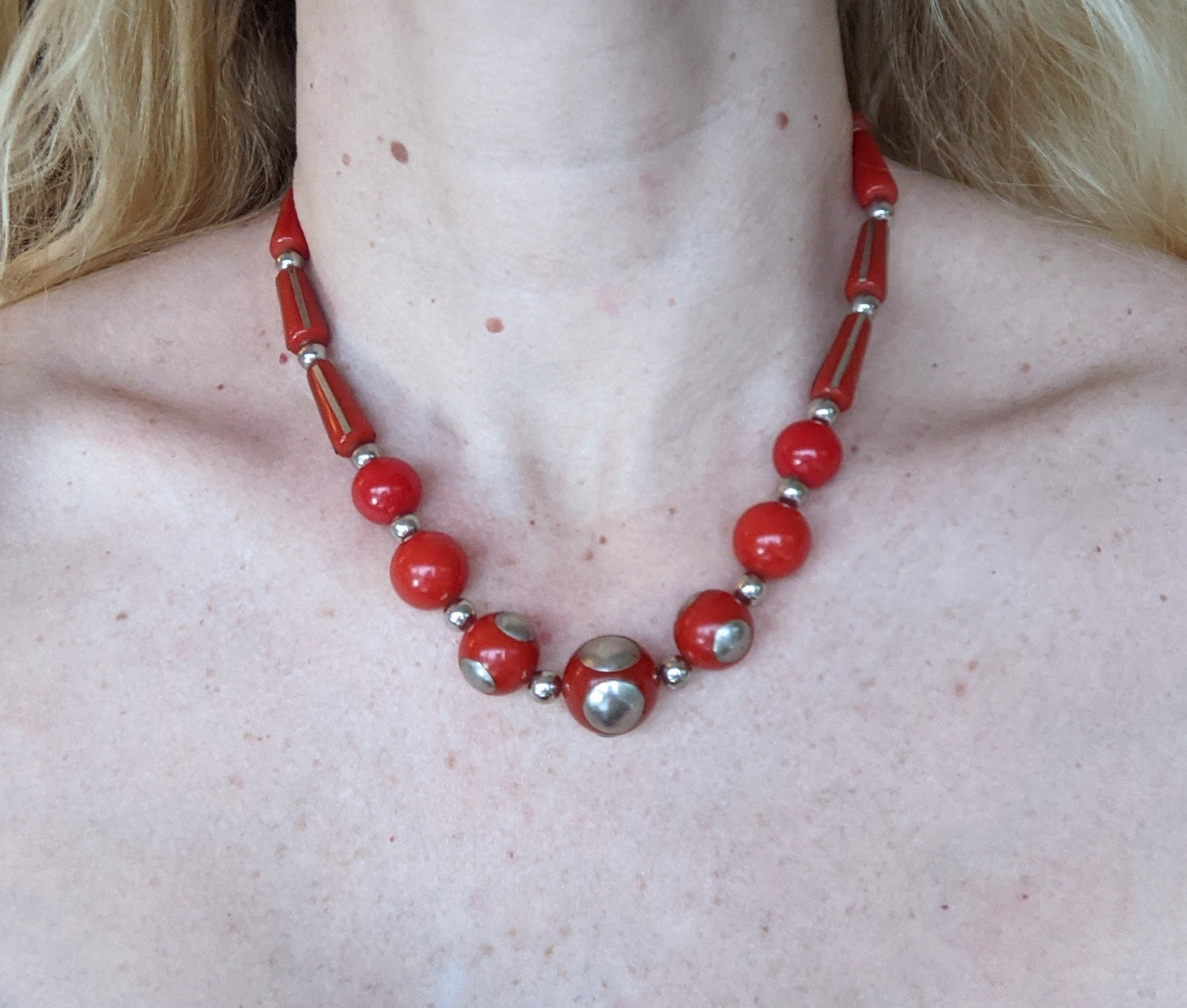 Vintage Art Deco machine age silver tone inset and large bright brick red early plastic, possibly galalith, bead chunky statement necklace