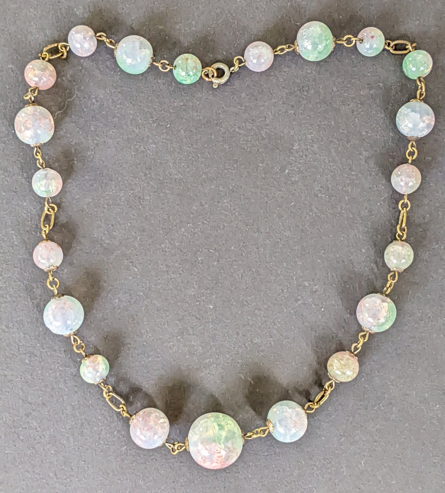 Vintage Art Deco pastel pink and green crackle glass beaded necklace on rolled gold wire, beautiful colours