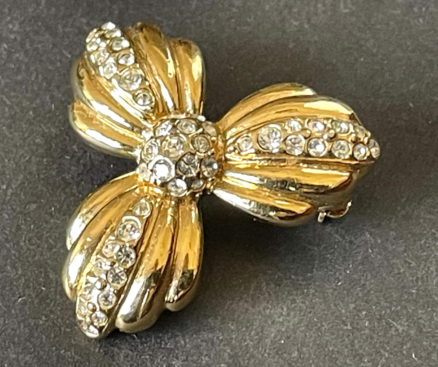 Vintage Attwood and Sawyer signed A&S gold plated rhinestone flower brooch