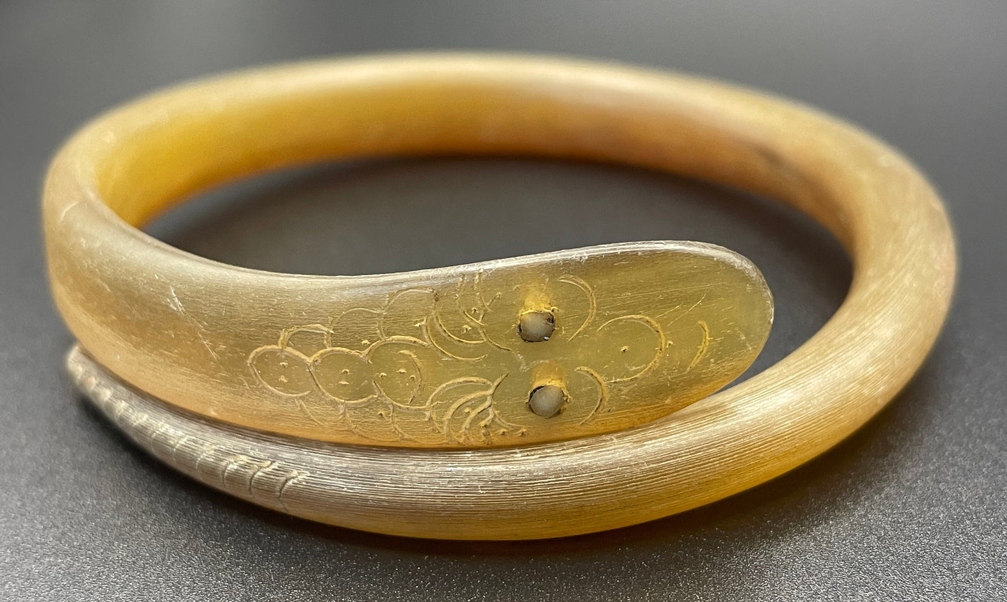 Vintage large carved horn / antler snake spiral bangle bracelets - light brown / beige