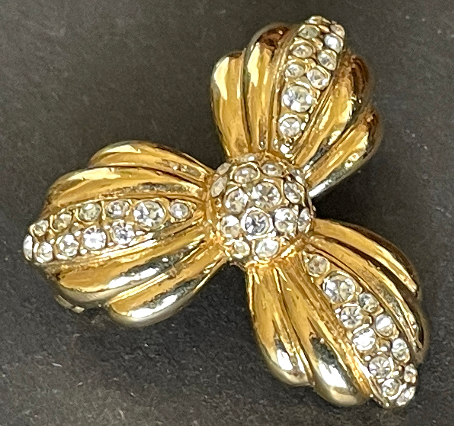 Vintage Attwood and Sawyer signed A&S gold plated rhinestone flower brooch