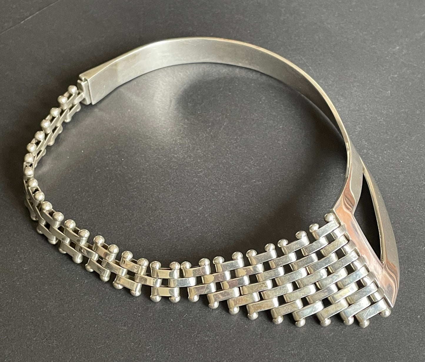 Beautiful vintage Mexican sterling silver, very heavy Art Deco style geometric and brickwork choker necklace, stamped 925 Mexico 150 grams