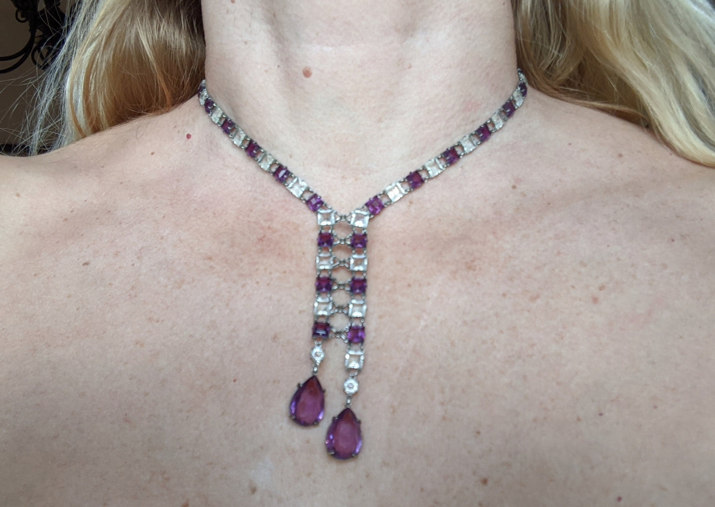 Vintage Art Deco clear & amethyst purple paste silver tone riviere negligee necklace with open backed bezel set square rhinestones