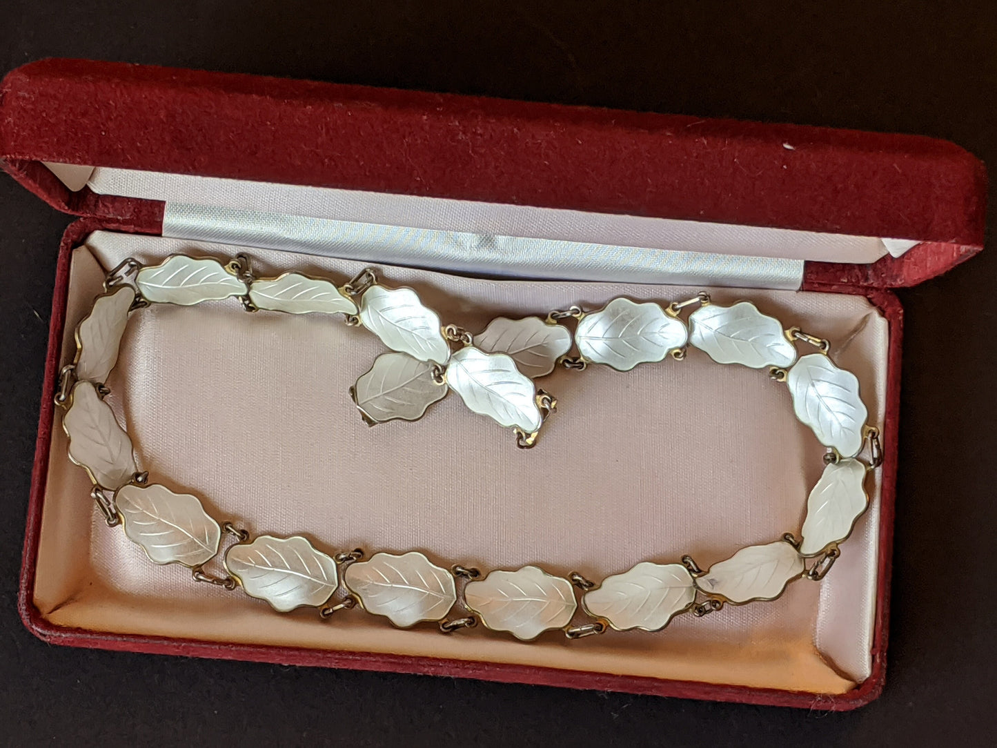 Vintage signed Norwegian John Baalerud sterling silver gilt and white guilloche enamel oak leaf design choker necklace, 1960s, in box