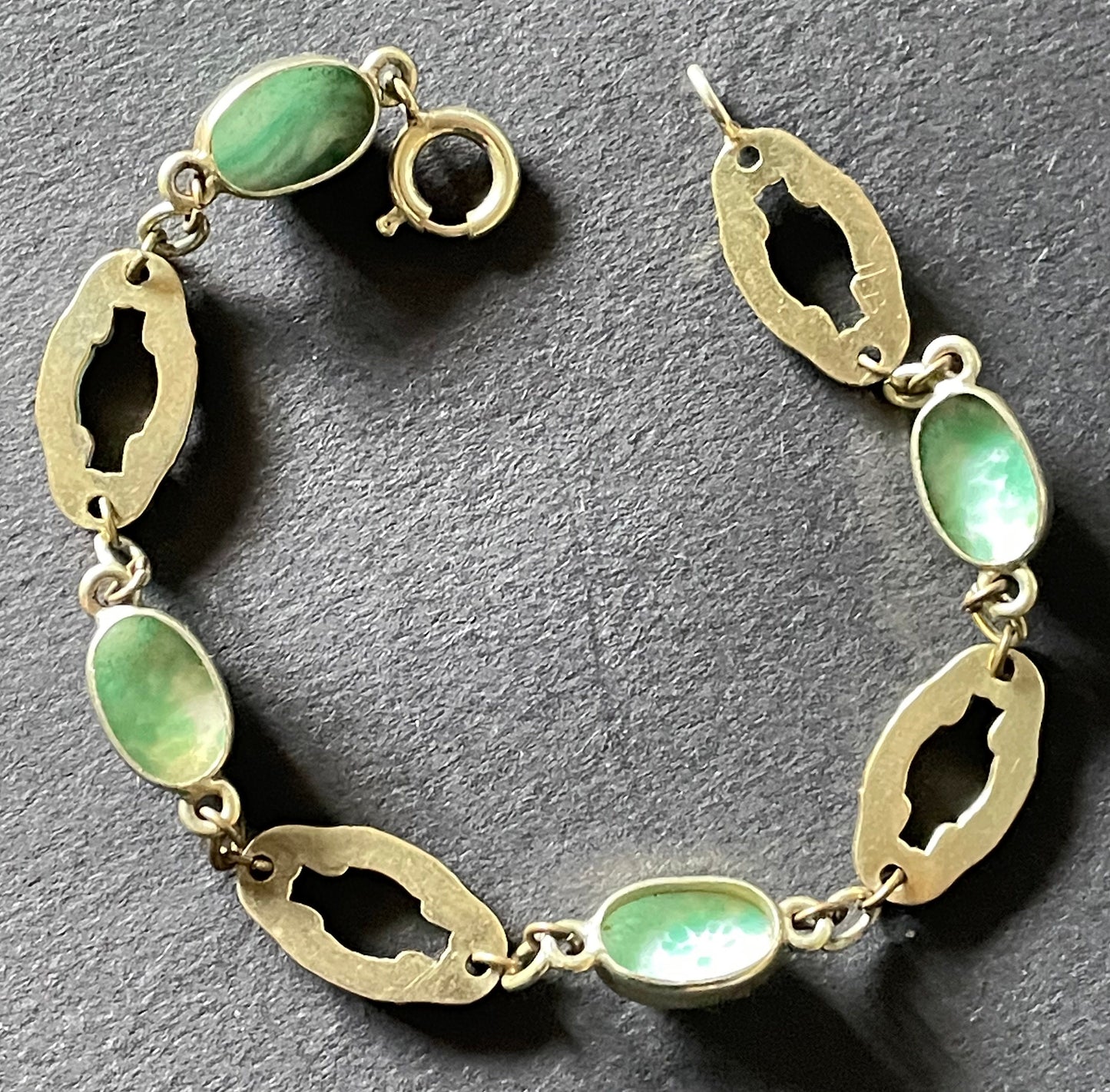 Antique / vintage ornate gold tone and large green Peking glass cabochon bracelet