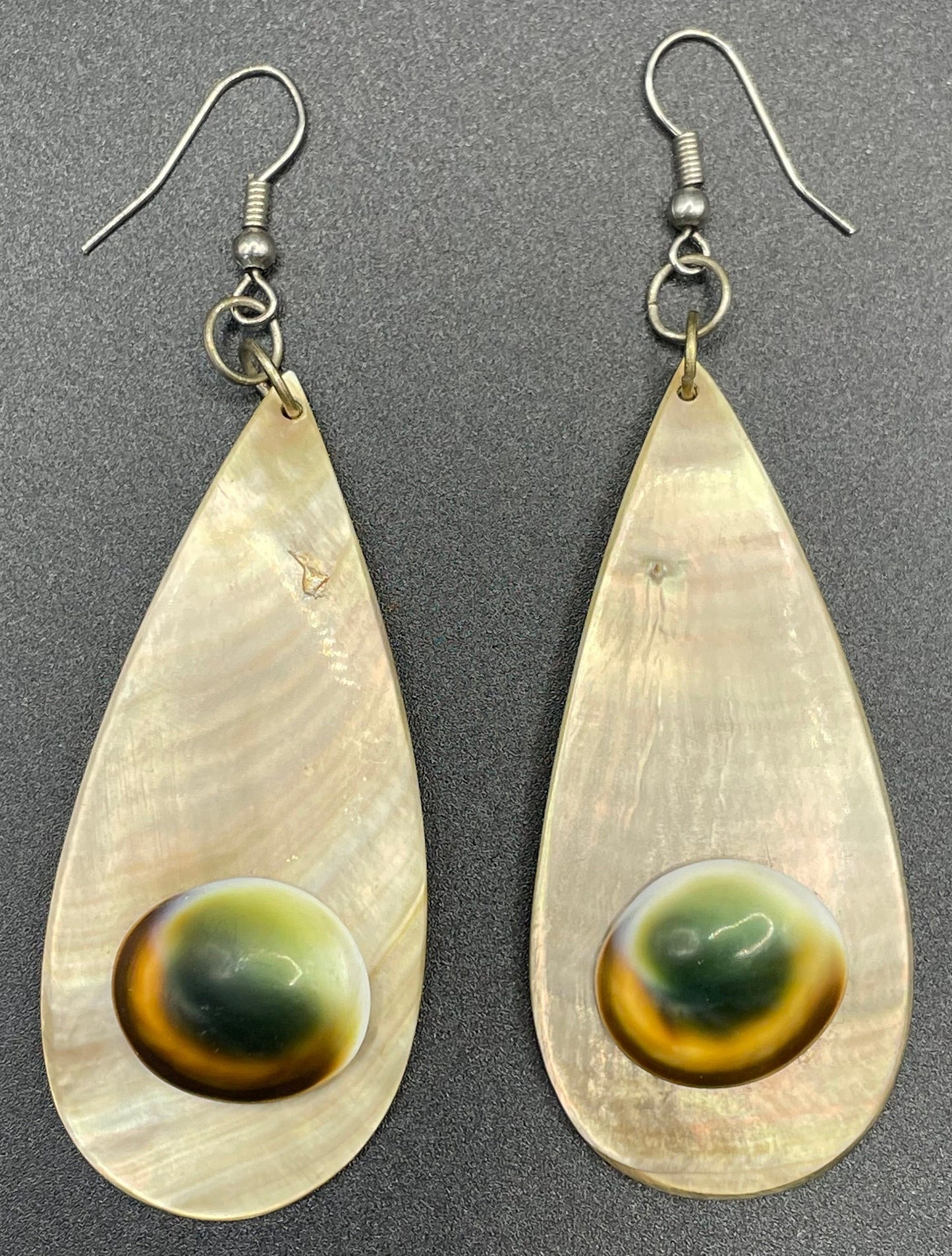 Vintage operculum cabochon and shell / abalone teardop long dangle earrings for pierced ears