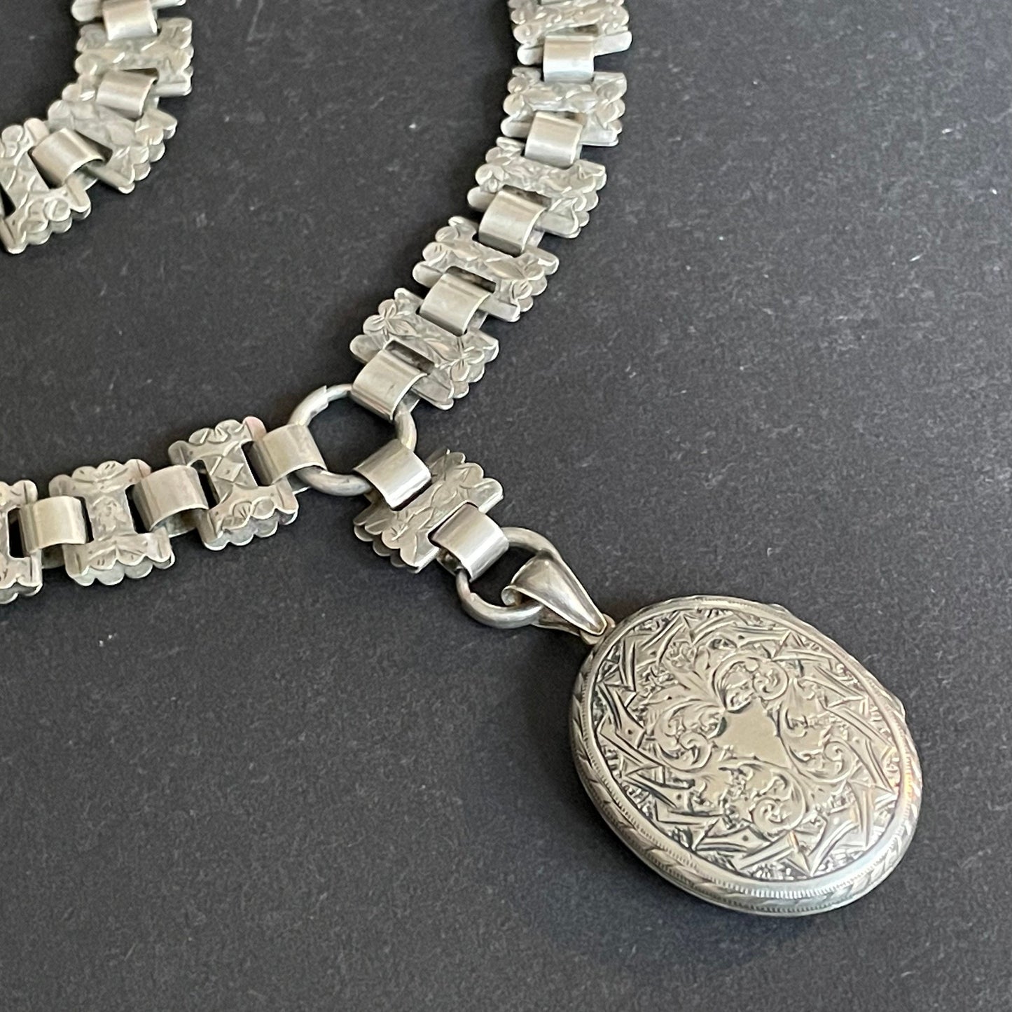 Antique Victorian sterling silver (tested) heavy book chain necklace with large oval locket, beautiful engraving