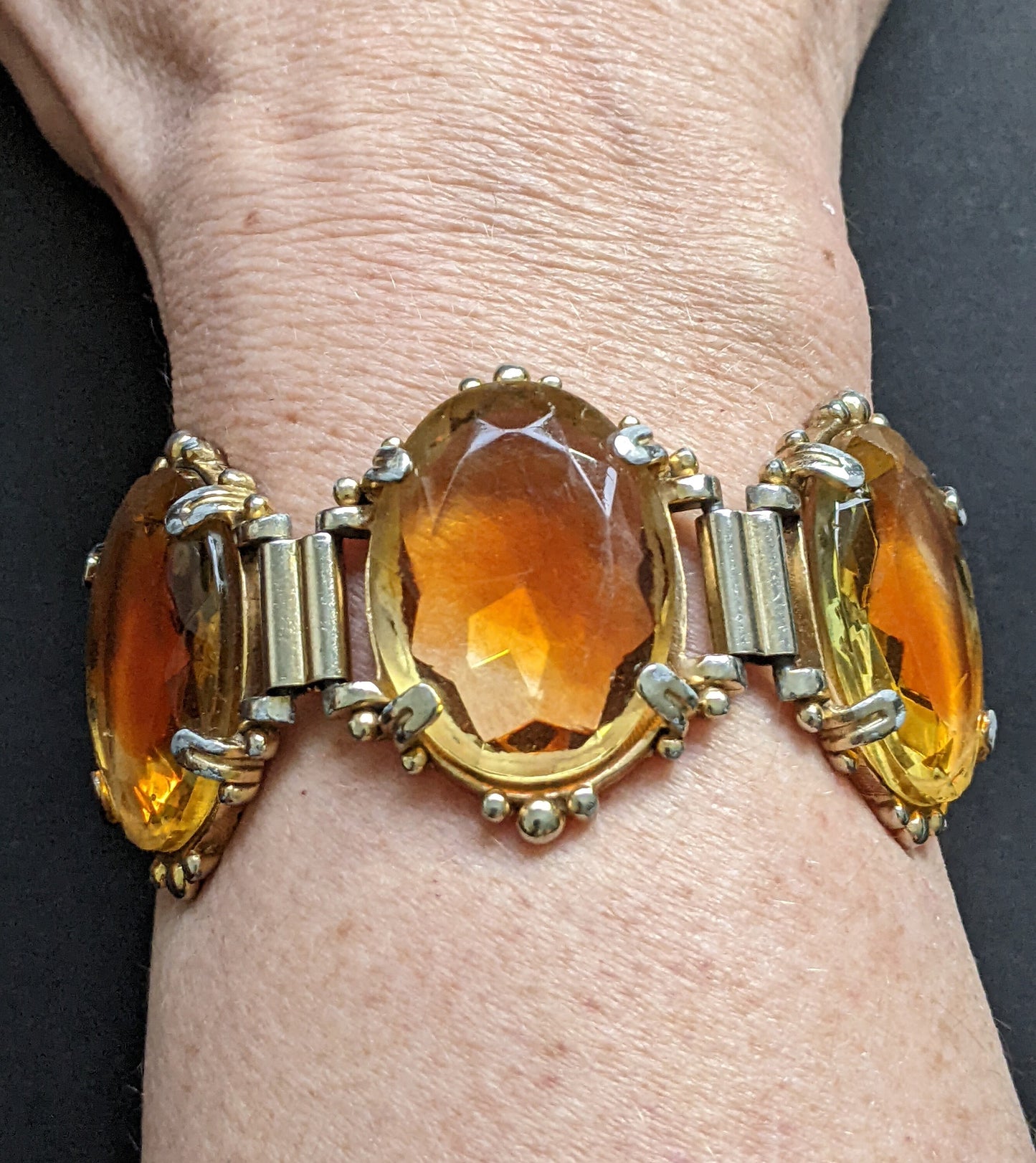 Vintage bi-colour bi-tonal topaz / citrine and jonquil glass crystal riviere necklace and bracelet with larger stones - by Sphinx