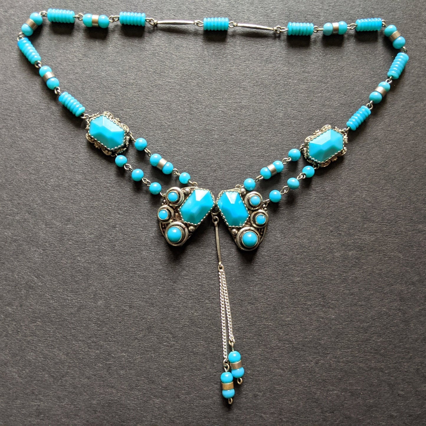 Vintage Art Deco Czech Neiger Brothers style turquoise glass and silver tone negligee necklace, front fastening (plus free gift earrings)