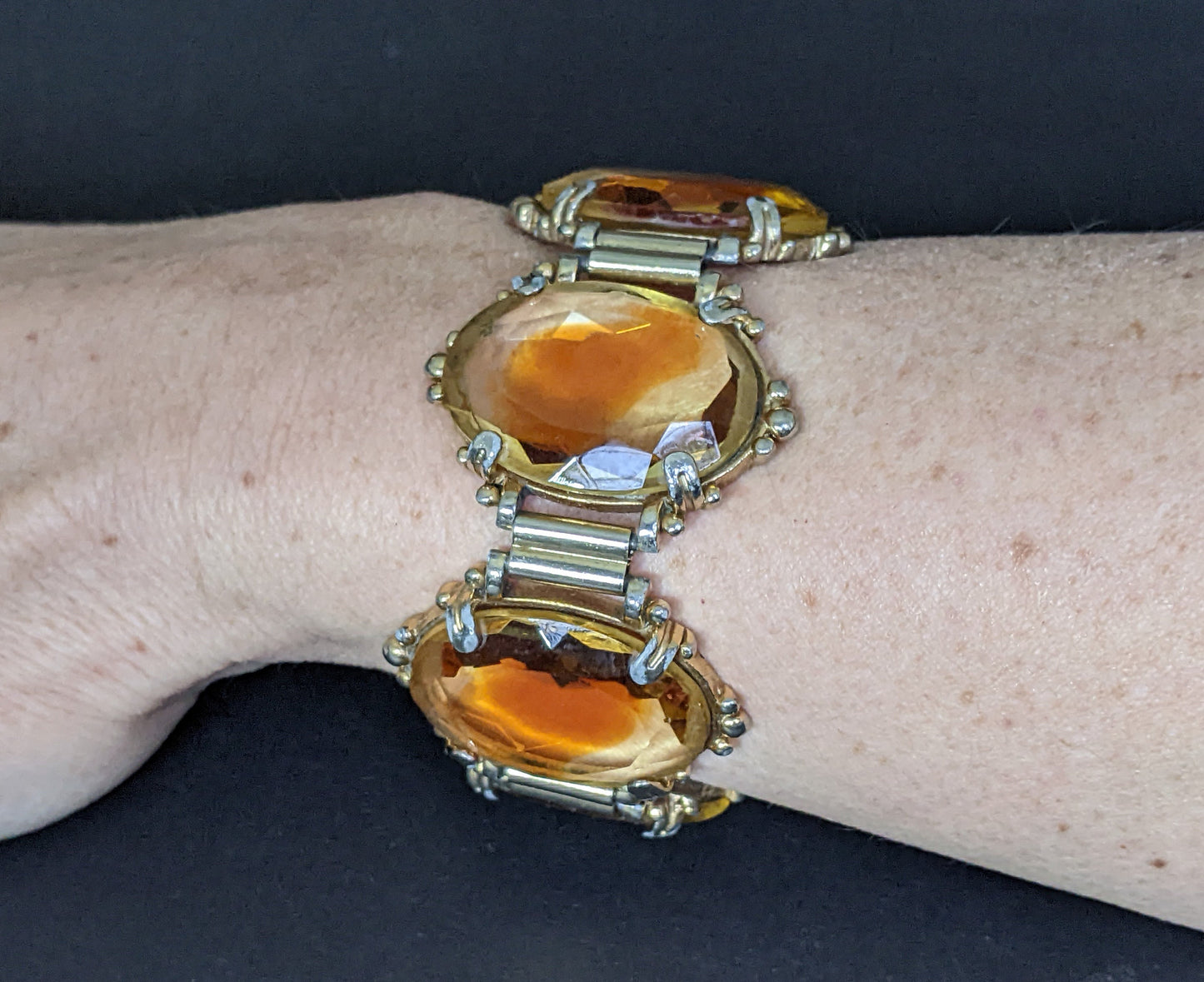 Vintage bi-colour bi-tonal topaz / citrine and jonquil glass crystal riviere necklace and bracelet with larger stones - by Sphinx