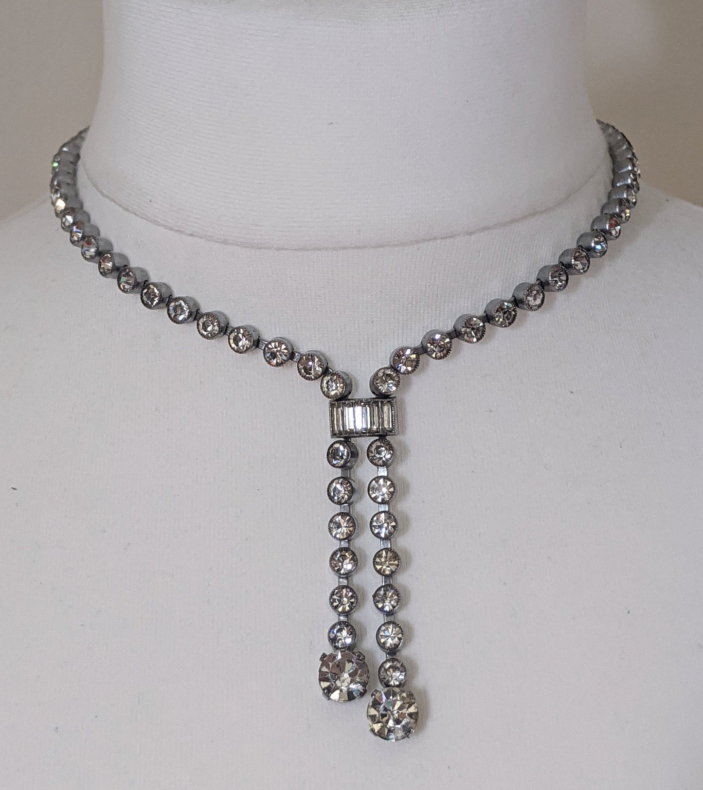 Vintage Art Deco clear paste silver tone riviere necklace with collet set rhinestones & negligee strands and matching collet set bracelet