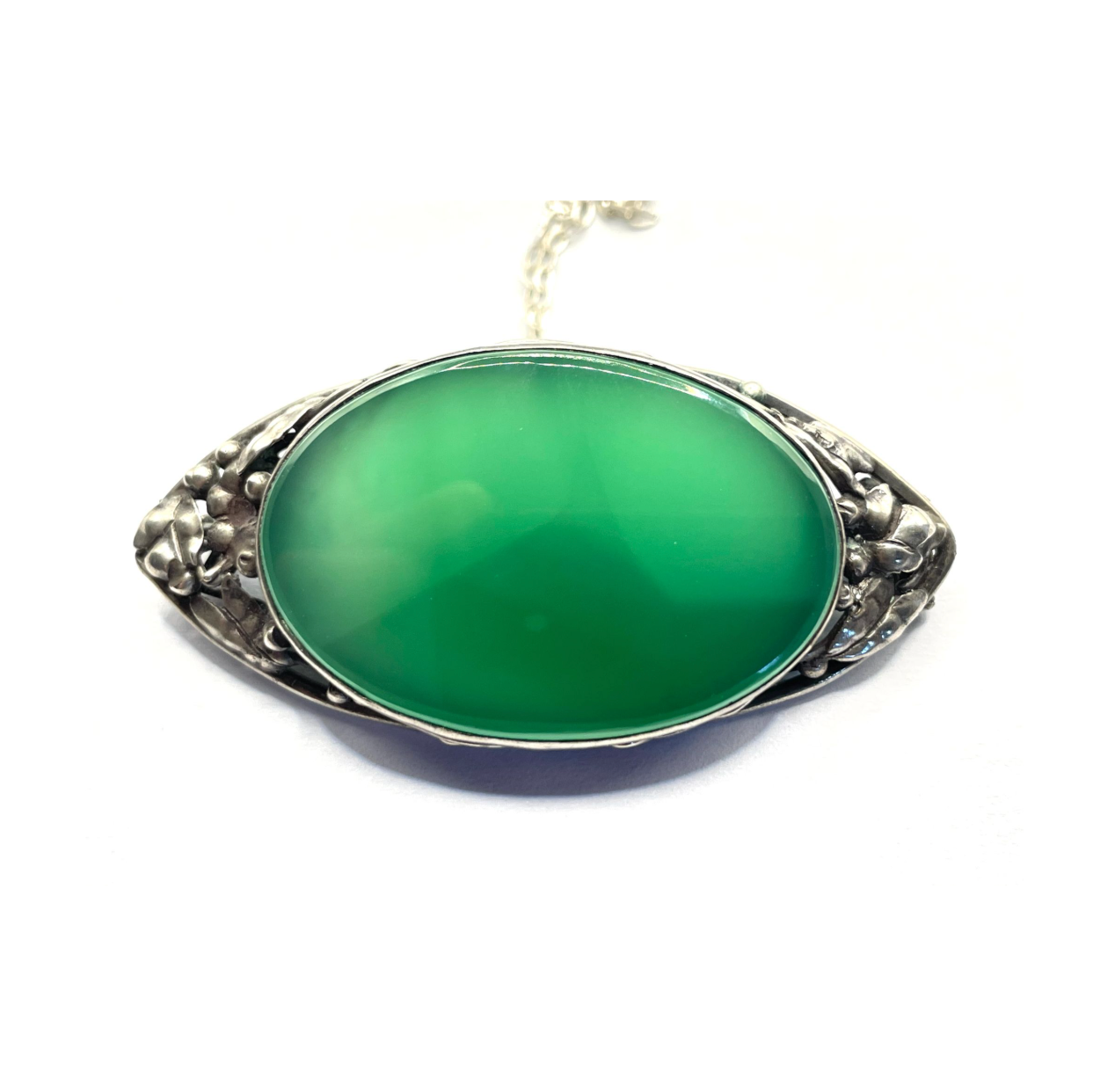 Vintage/antique sterling silver (tested) green gemstone (chrysoprase?) & Art Nouveau or Arts and Crafts brooch /pendant with sterling chain