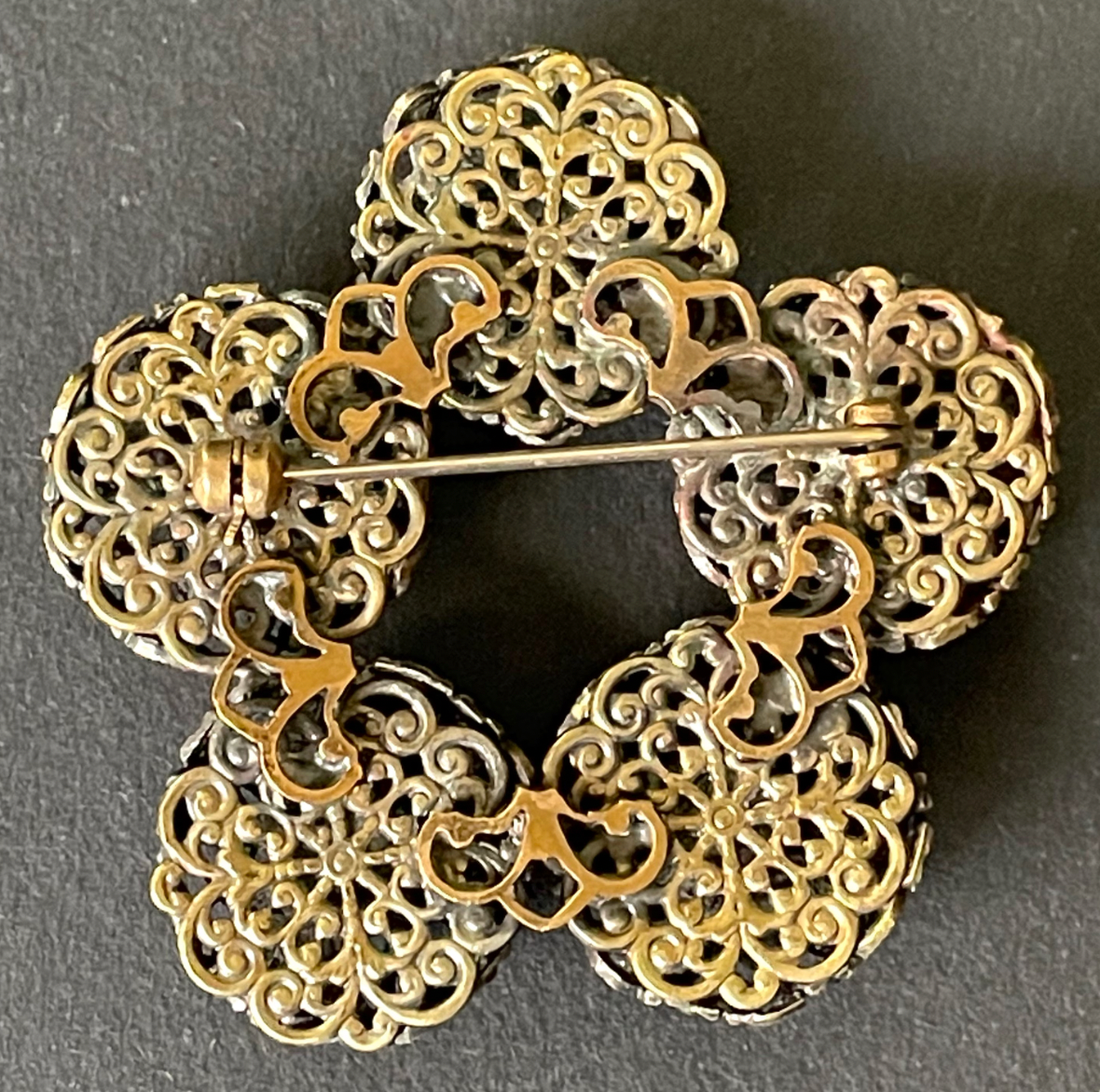 Large vintage amethyst purple paste 1930s Czech Art Deco rhinestone floral brooch with gold tone filigree