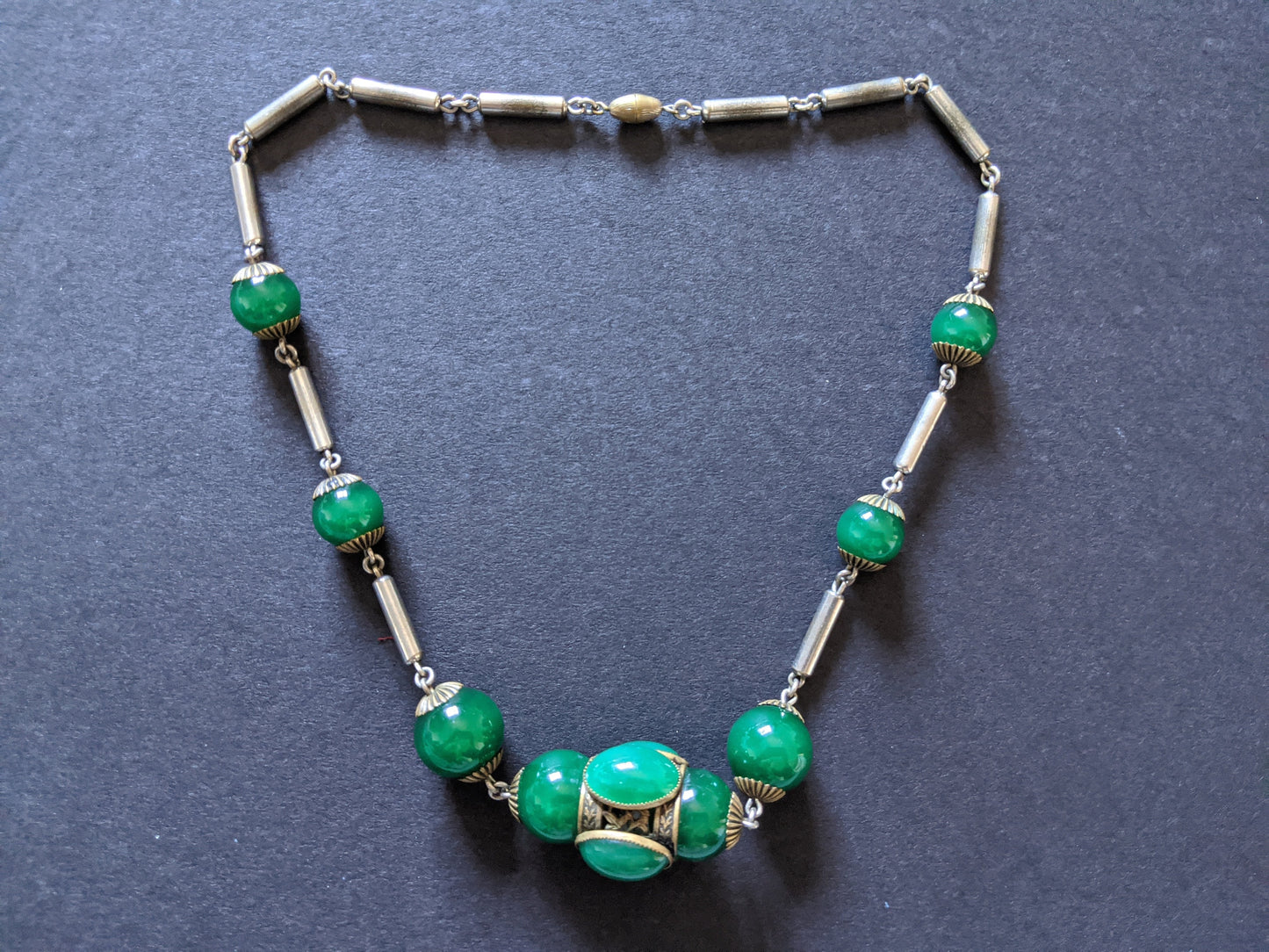 Vintage Art Deco heavy green glass bead and collet set cabochon Czech or French necklace - fabulous large 3D centrepiece